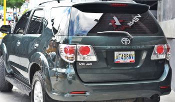 Toyota fortuner 2015 lleno