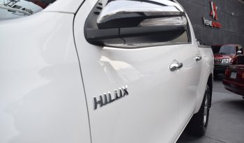 Toyota Hilux Dubai 2016 lleno