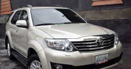 toyota-fortuner-2015-1