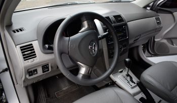 Toyota Corolla 2011 lleno