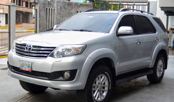 Toyota Fortuner 2013 lleno