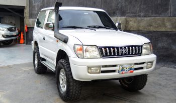 Toyota Meru 2009 lleno