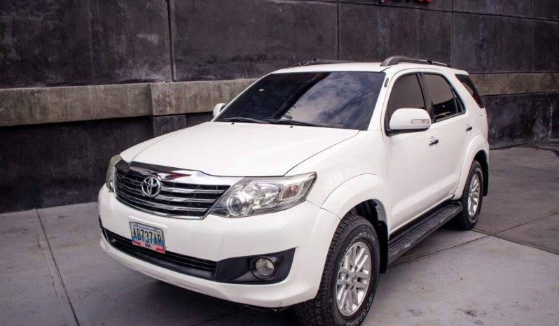 Toyota Fortuner 2012 lleno