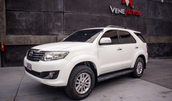 Toyota Fortuner 2012 lleno