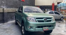 toyota-hilux-2008-01