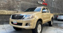 toyota-hilux-kavak-2015-01