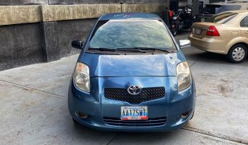 Toyota Yaris 2008 lleno