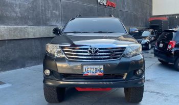 Toyota Fortuner 2012 lleno