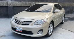 toyota-corolla-gli-2013-01