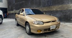 hyundai-accent-2001-01