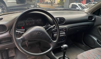 Hyundai Accent 2001 lleno