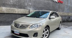 toyota-corolla-gli-2013-dorado-01