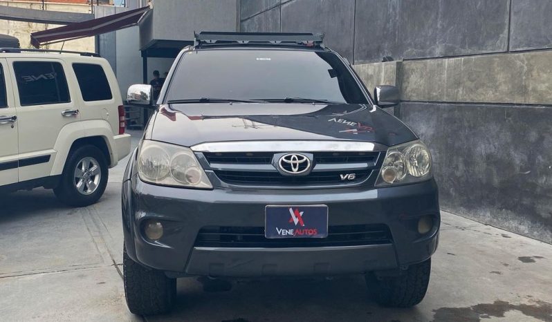 Toyota Fortuner 2008 lleno