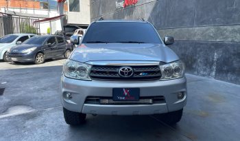 Toyota Fortuner 2010 lleno