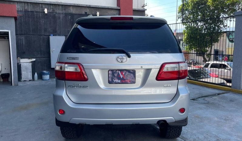 Toyota Fortuner 2010 lleno