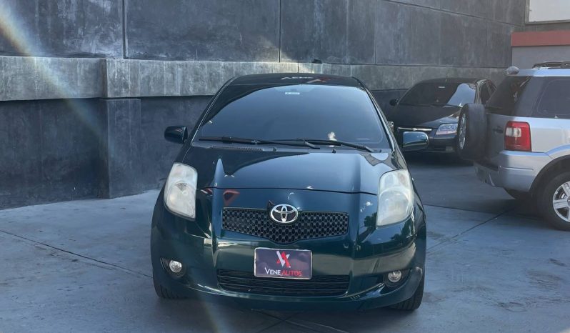 Toyota Yaris 2007 lleno