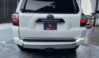 Toyota 4Runner TRD Off Road 2022 lleno