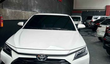Toyota Yaris E 2024 lleno