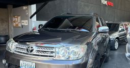 Toyota fortuner 2012