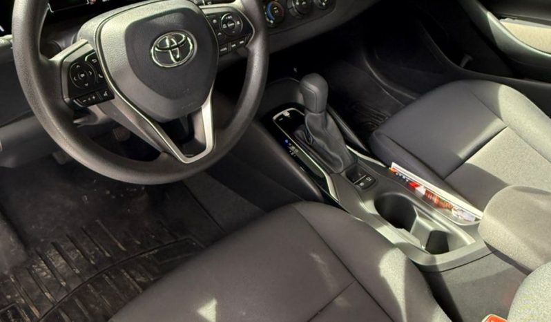 Toyota Corolla 2024 lleno