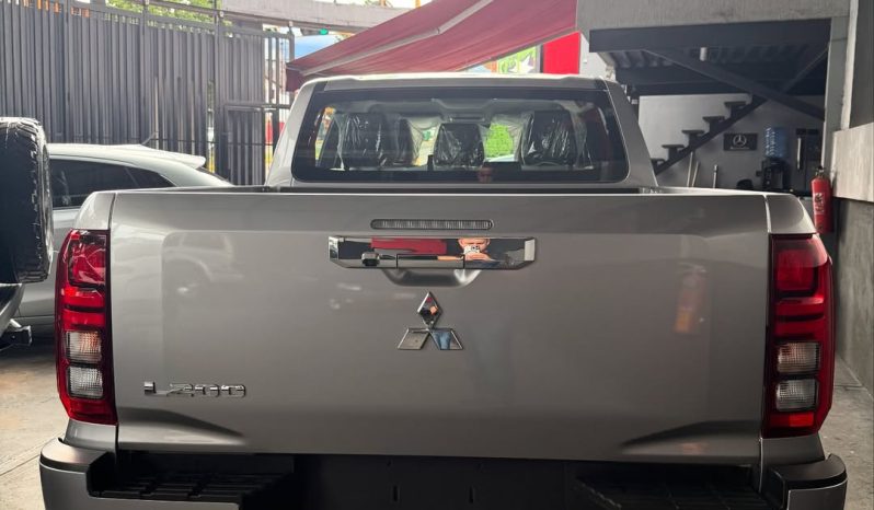 Mitsubishi L200 Sportero 2025 lleno