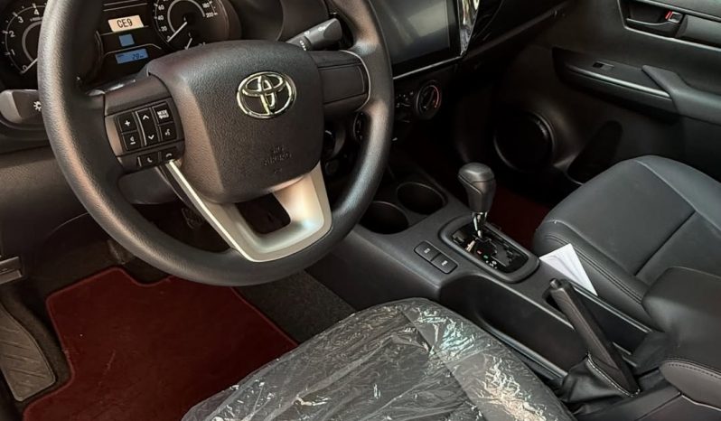 Toyota Hilux GLX 2025 lleno